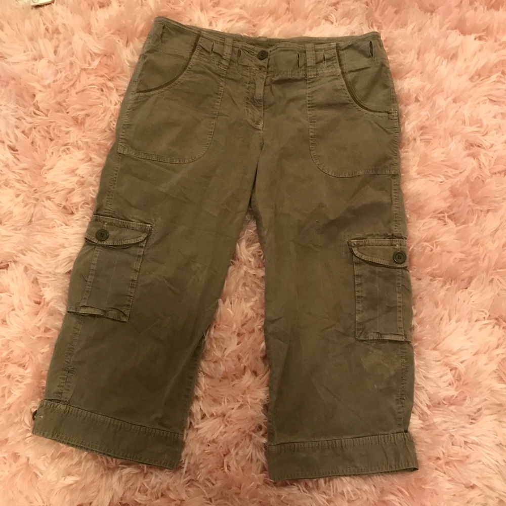 INC. International, Olive Green Cargo Capri Pants